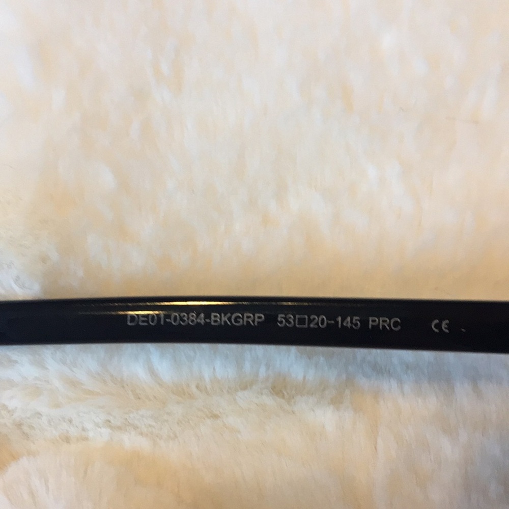 Diff Sunglasses, Block. In Good Preloved Condition - image 4